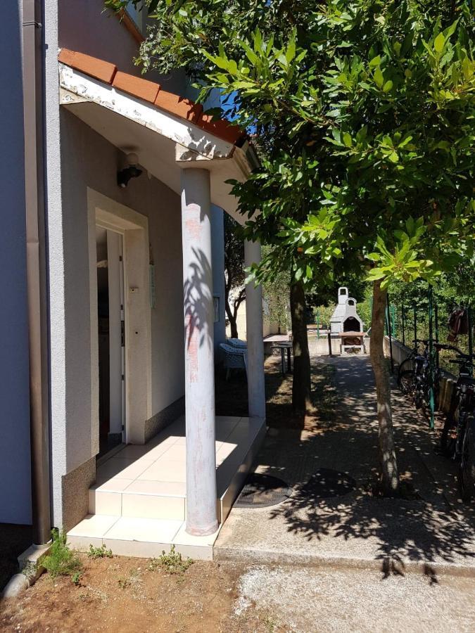 Apartman Krase メドゥリン エクステリア 写真